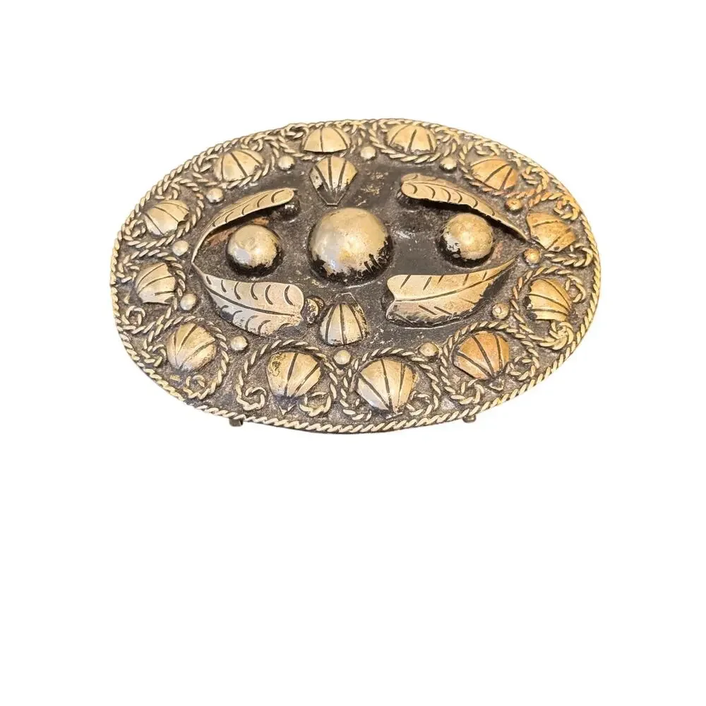 ViNTaGe Alpaca Mexico Southwestern Raised Leaf  & Rope Design Belt Buckle